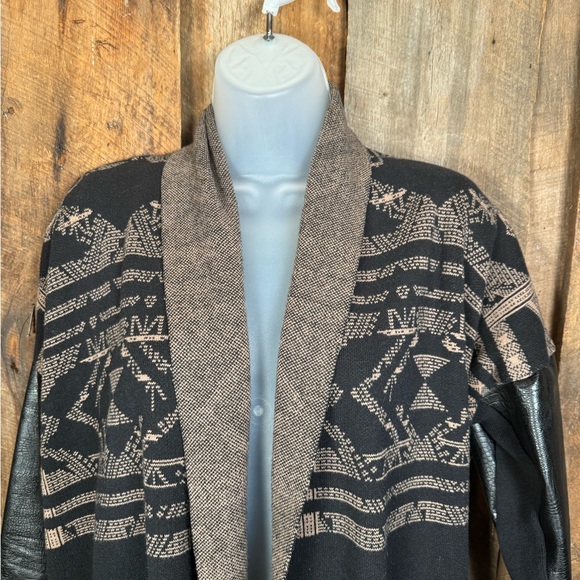 Twelfth Street by Cynthia Vincent Cardigan- Size Petite - Picture 8 of 16